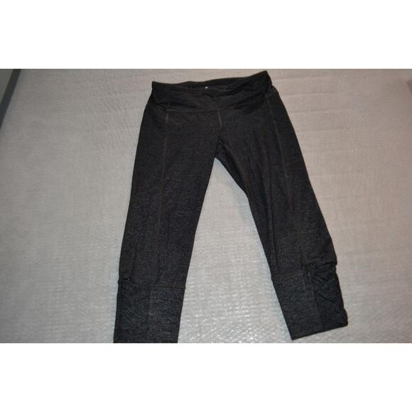 37807 Athleta Gym Pants Leggings Capris Workout Performance Womens Size Small - Picture 3 of 9